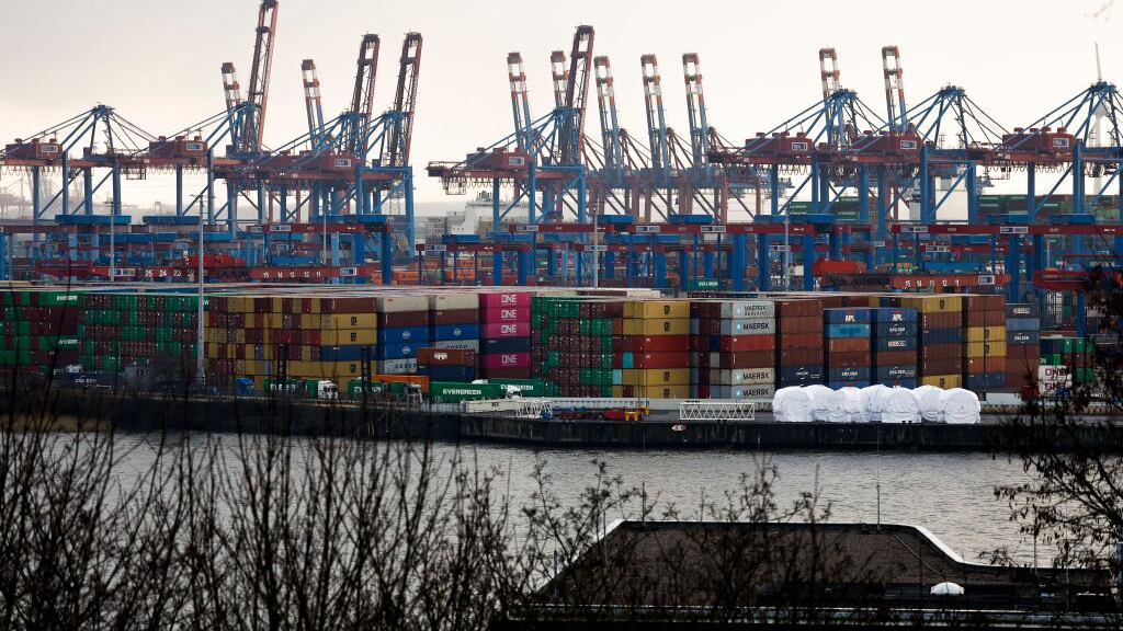 China y Canadá toman represalias ante aranceles estadounidenses. Foto: Getty.