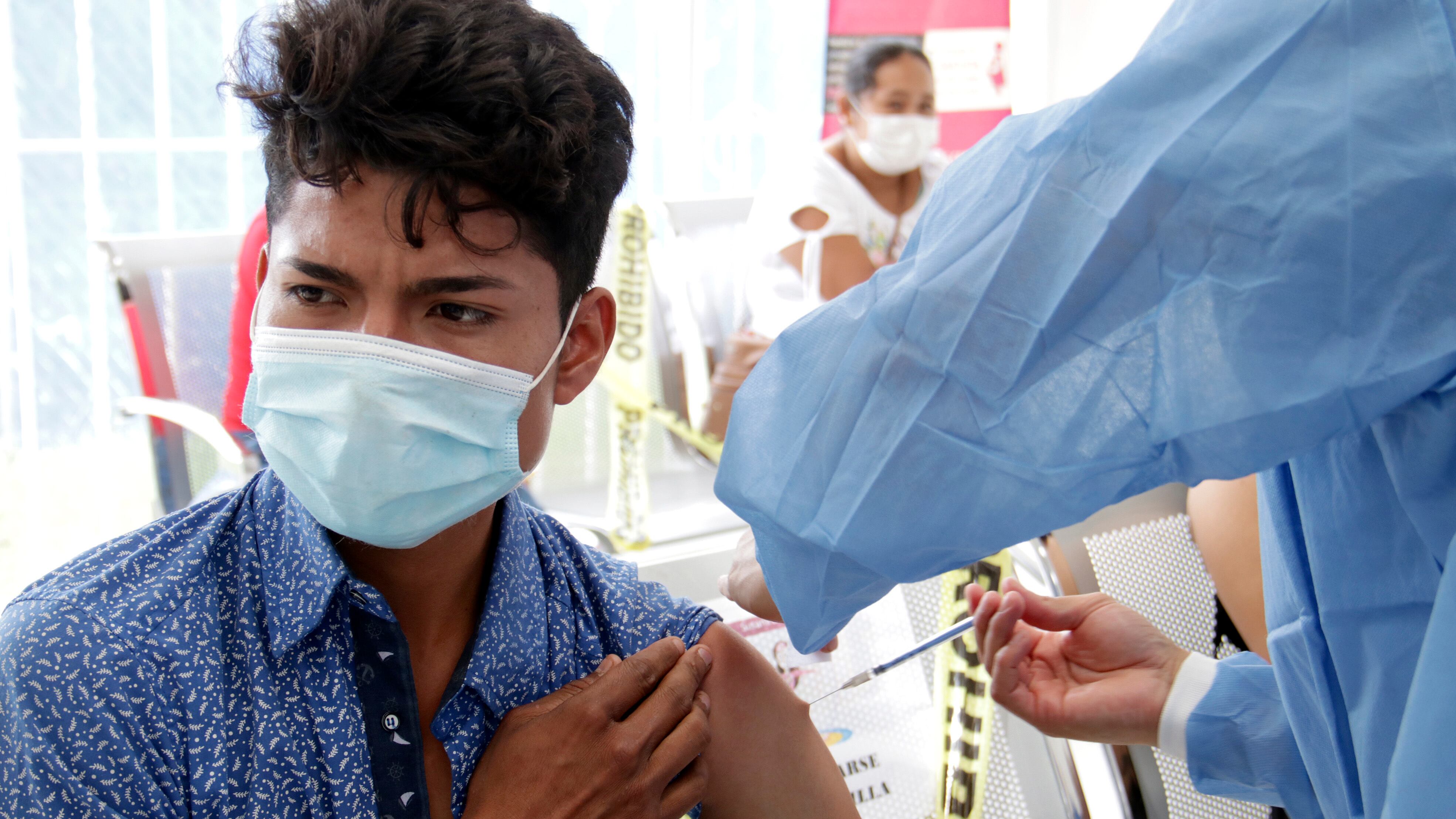 Puebla tiene un mes para lograr meta de vacunación en mayores de 18