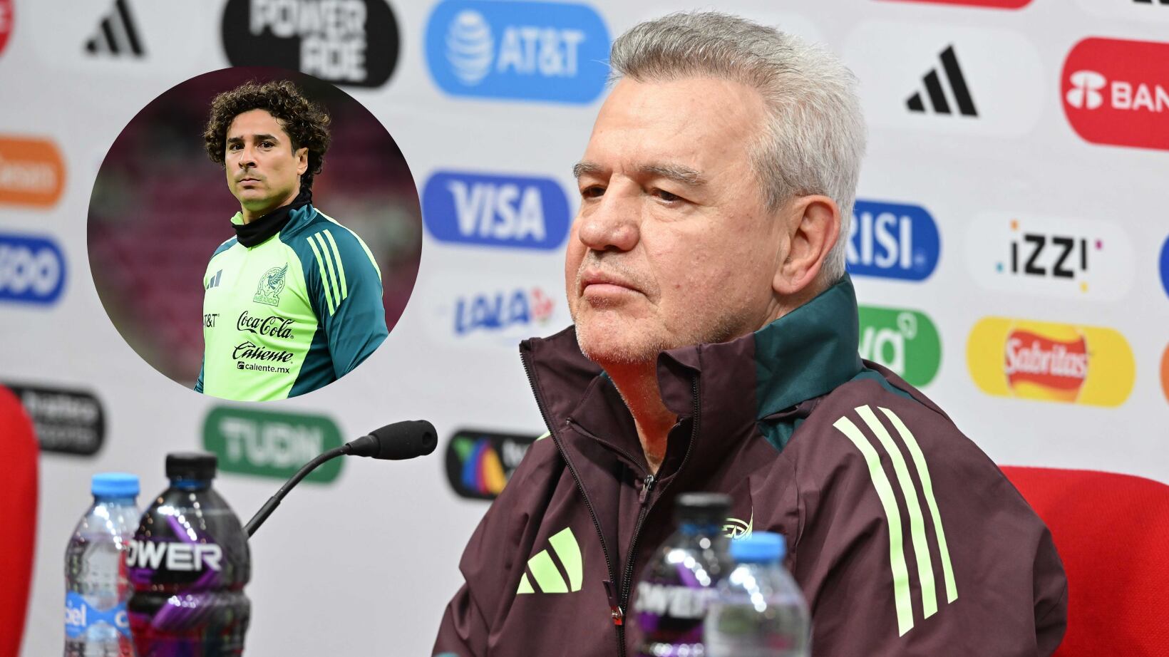 Aguirre defendió a Ochoa tras derrota contra Honduras.