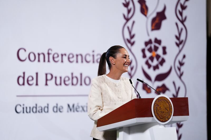 Sheinbaum se alinea con los malos perdedores