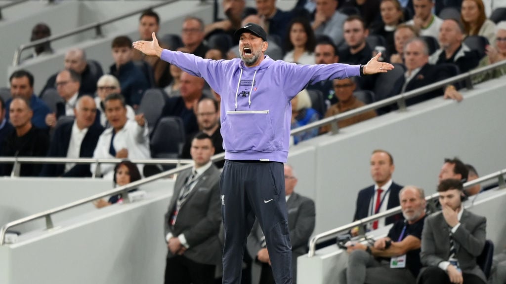 Liverpool se vio afectado por un error que el VAR reconoció contra los Spurs.