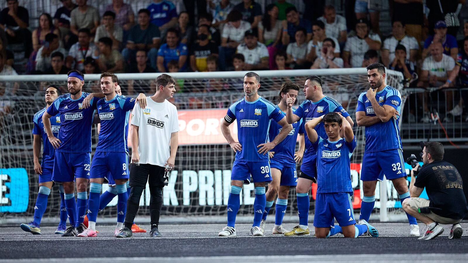 Muchachos FC derrotaron a Foot2rue en el Last Chance de la Kings Wolrd cup con un penal inesperado.