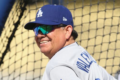 Fernando Valenzuela y la ‘Fernandomanía’, el fenómeno que transformó el beisbol en los años 80