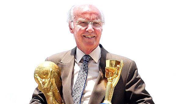 Mario Lobo Zagallo la primer persona en ganar un mundial como jugador y como director técnico.
