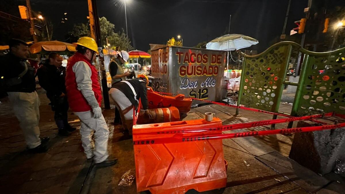 Menor de cinco años cae a coladera en la alcaldía Cuauhtémoc.