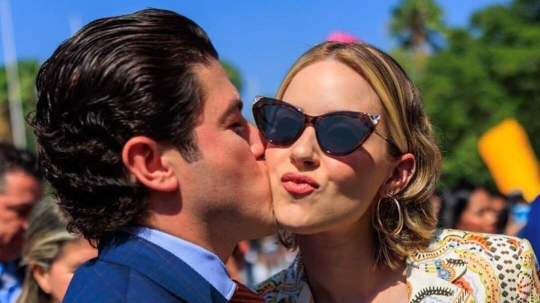 La pareja anunció apenas la semana pasada que esperan un bebé.