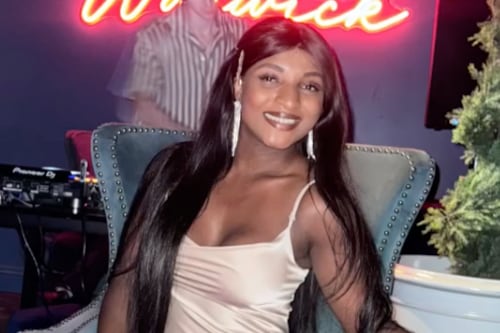 ¡La bajaron de su Tesla! Arrestan a influencer colombiana con uso excesivo de fuerza en EE. UU.