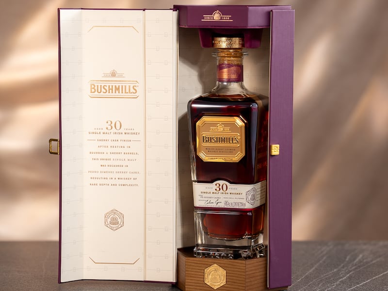 El whiskey más antiguo del mundo lanza una joya que tardó tres décadas en perfeccionarse