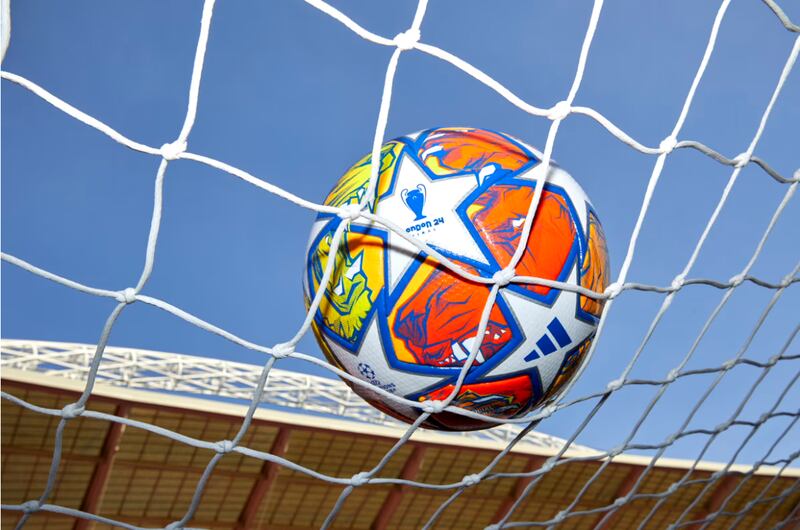 Balón UCL
