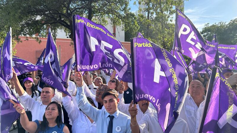 La presentación de candidatos se realizó en la Plaza Juárez, de San Pedro.