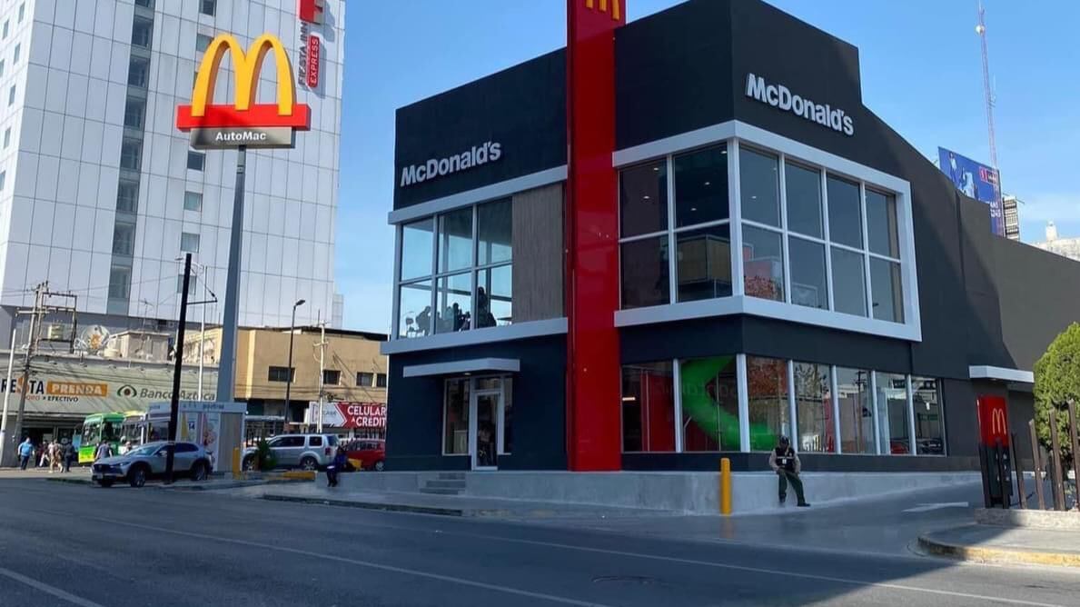 Los internautas se quejan de que el restaurante se volvió gris y aburrido.