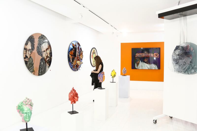 "Ventanas Nouménicas", exposición de 33 piezas escultóricas de Paola Pineda en la LMI Gallery