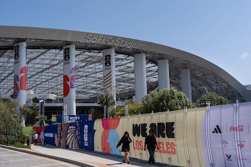 Mundial 2026 en alerta: trabajadores del Estadio Los Ángeles autorizan gran huelga