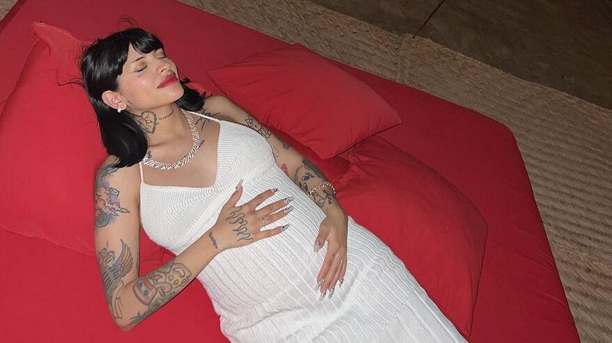 Cazzu posa para Playboy