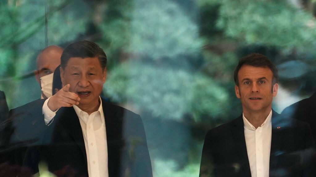 Presidente de China Xi Jinping y su homólogo francés Emmanuel Macron