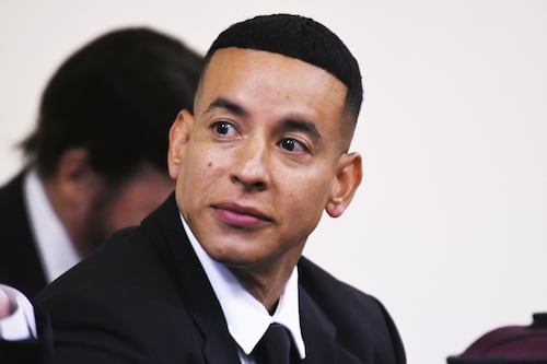 Entérate cómo va el caso legal entre Daddy Yankee y su esposa