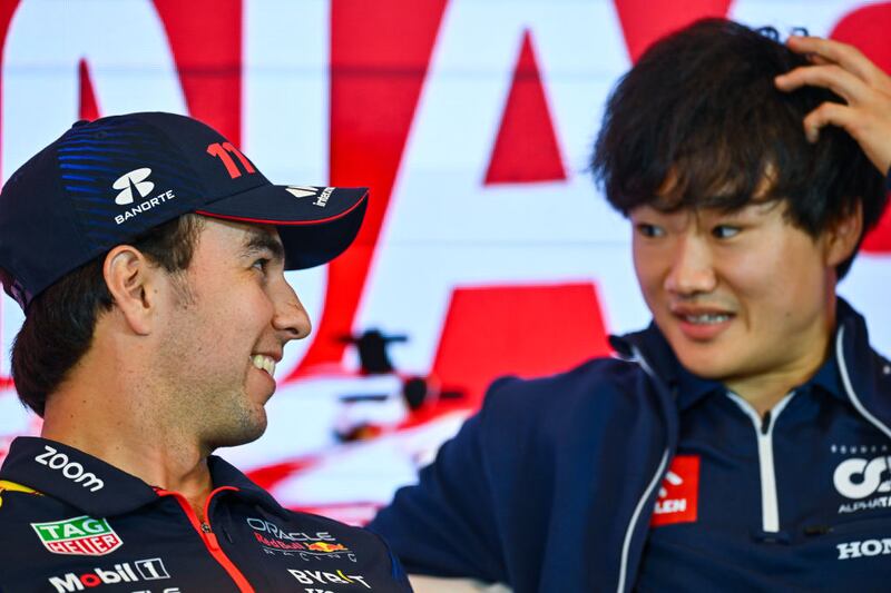 Sergio Pérez y Yuki Tsunoda