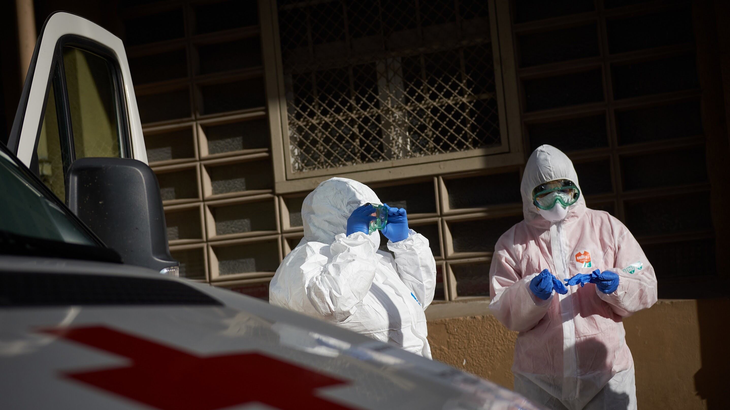 OMS indica que el porcentaje de contagios por COVID-19 se redujo en un 92% en todo el mundo