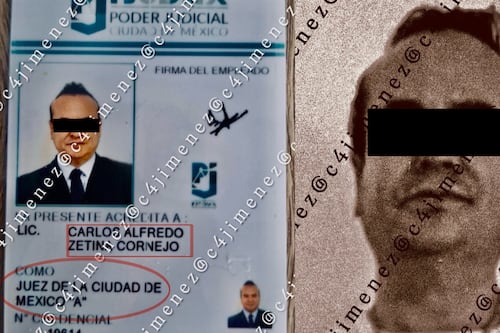 Detienen a juez penal en CDMX; lo acusan de agredir a su familia mientras estaba ebrio