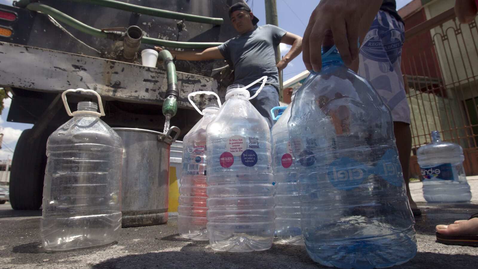 Nuevamente faltará el agua en Santa Catarina a partir del lunes.