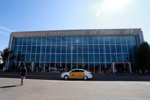 Aeropuerto Hermanos Serdán suma vuelos y alista remodelación con apoyo de Sedena