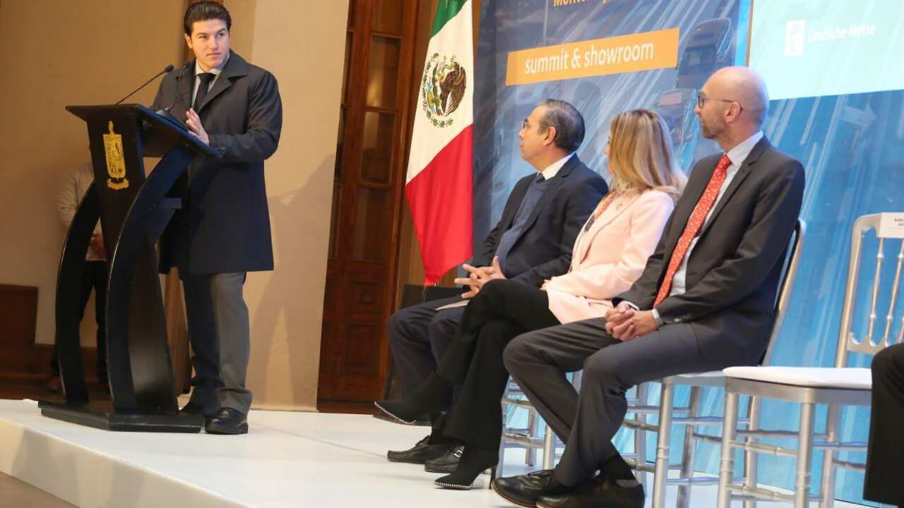 García dejó entrever que pronto volverá a salir del País.