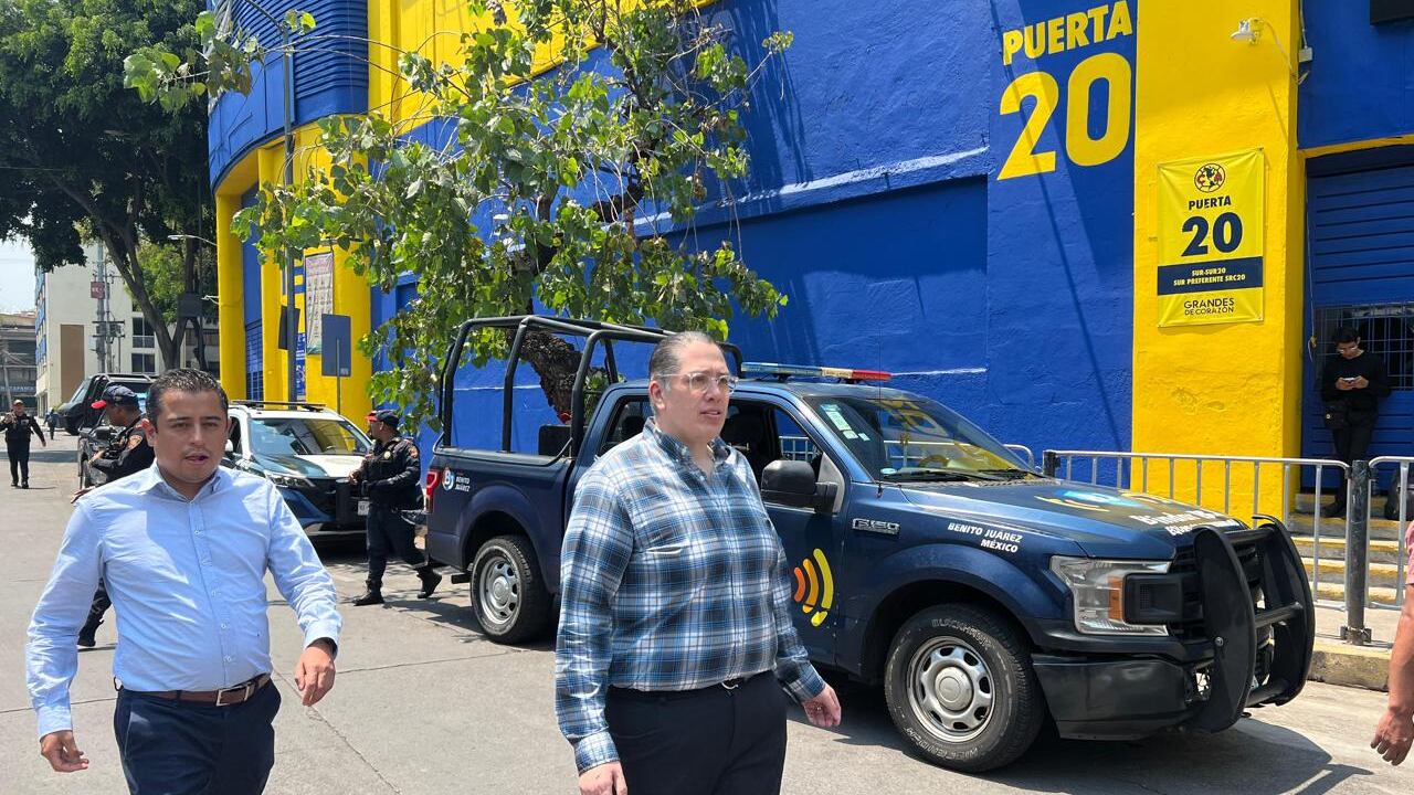 Elementos de Blindar BJ360° y SSC implementan operativo de seguridad en Estadio Ciudad de los Deportes