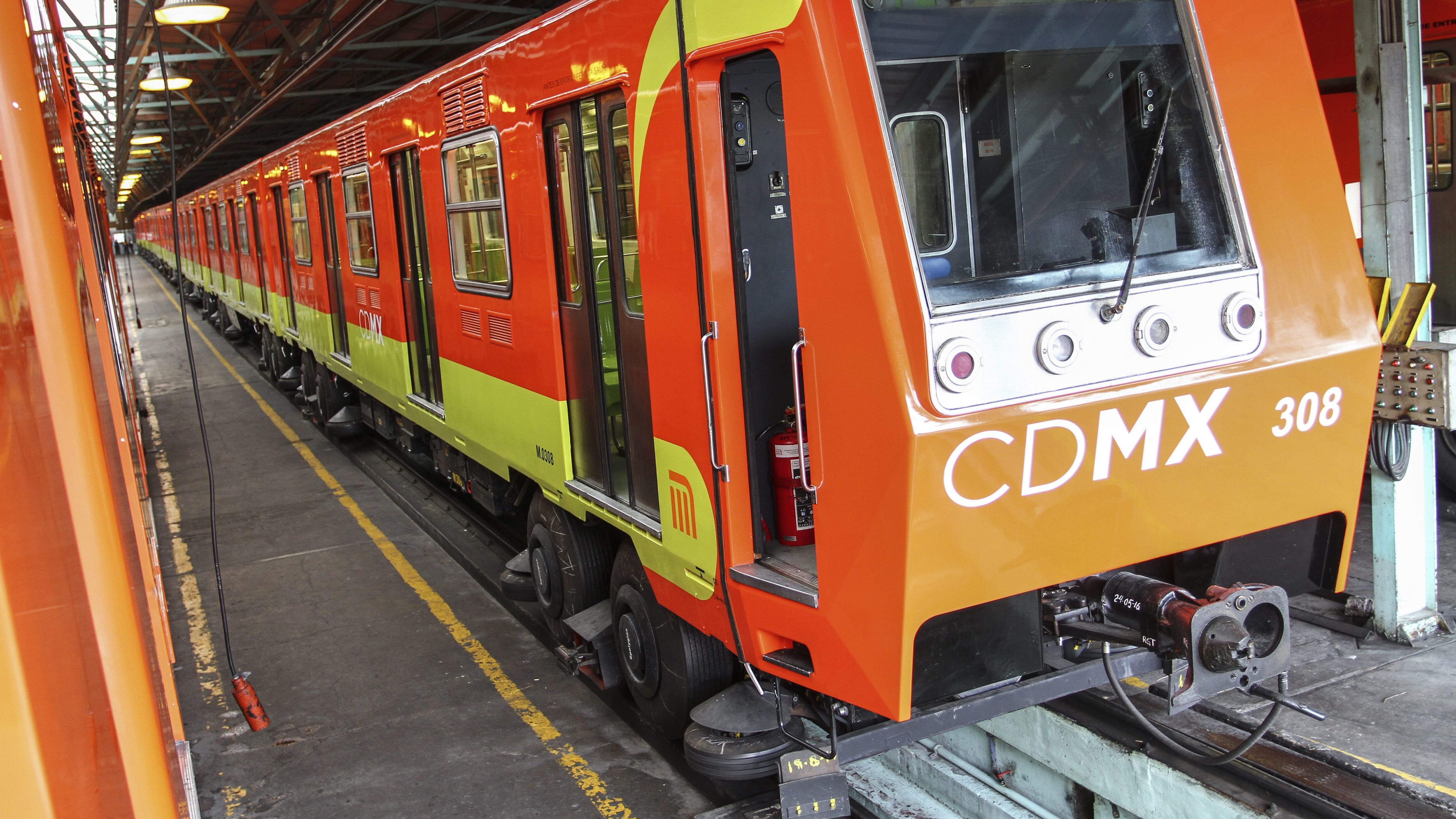 El sistema Tetra proporciona cobertura en las 195 estaciones del Metro.