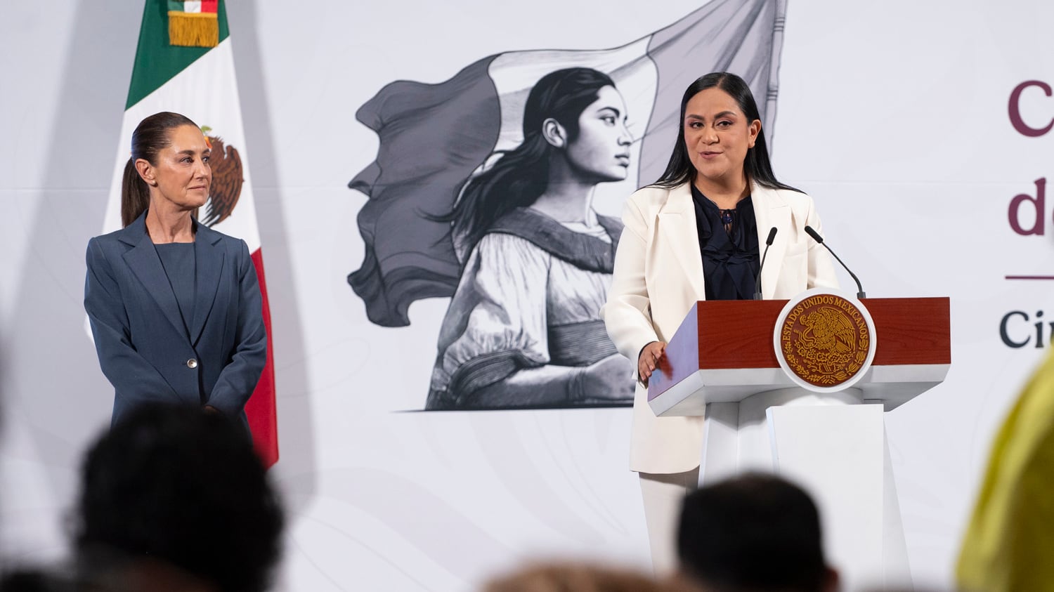 #PolíticaConfidencial Contra viento y marea, Ariadna Montiel se mantiene