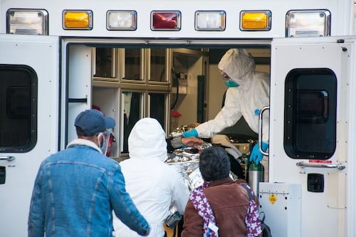 Se agudiza abuso de ambulancias ‘patito’ en CDMX