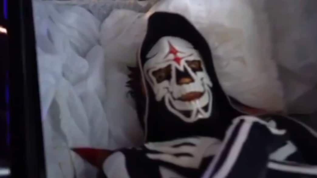 La Triple AAA rindió homenaje a La Parka en la Arena CDMX.