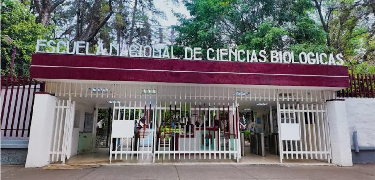 Mario Delgado sostuvo un diálogo con estudiantes del IPN con la voluntad de llegar a acuerdos y consensos