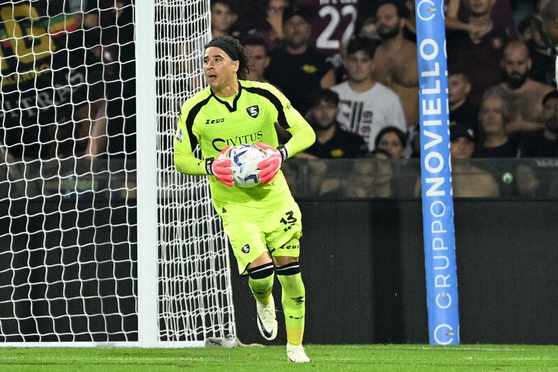 Guillermo Ochoa fue titular ante Frosinone.