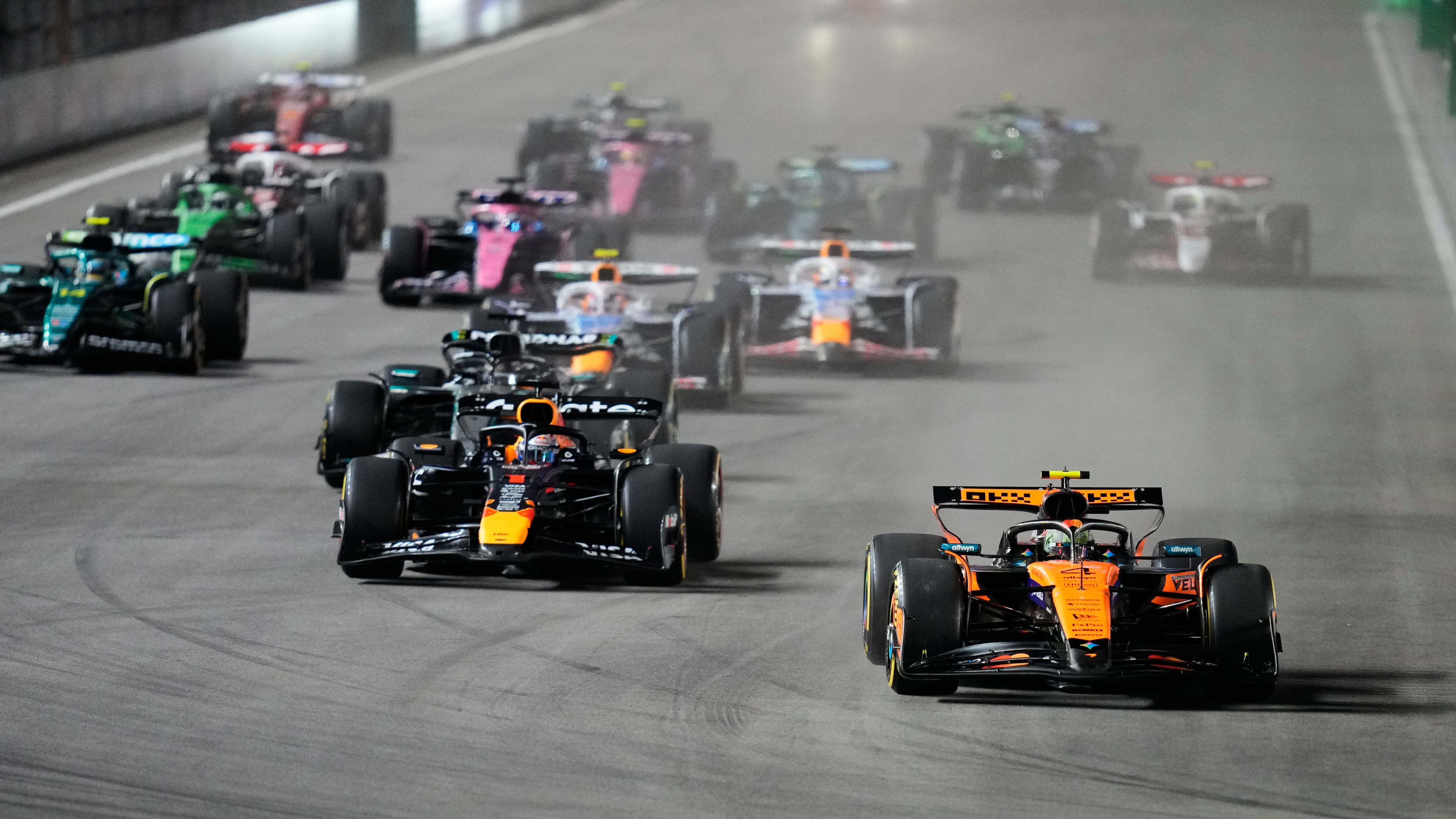 Norris podría coronarse en Qatar.