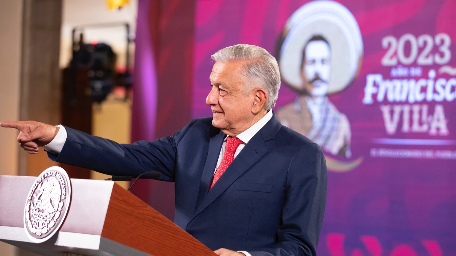 Tribunal Electoral confirma amonestación del INE a AMLO