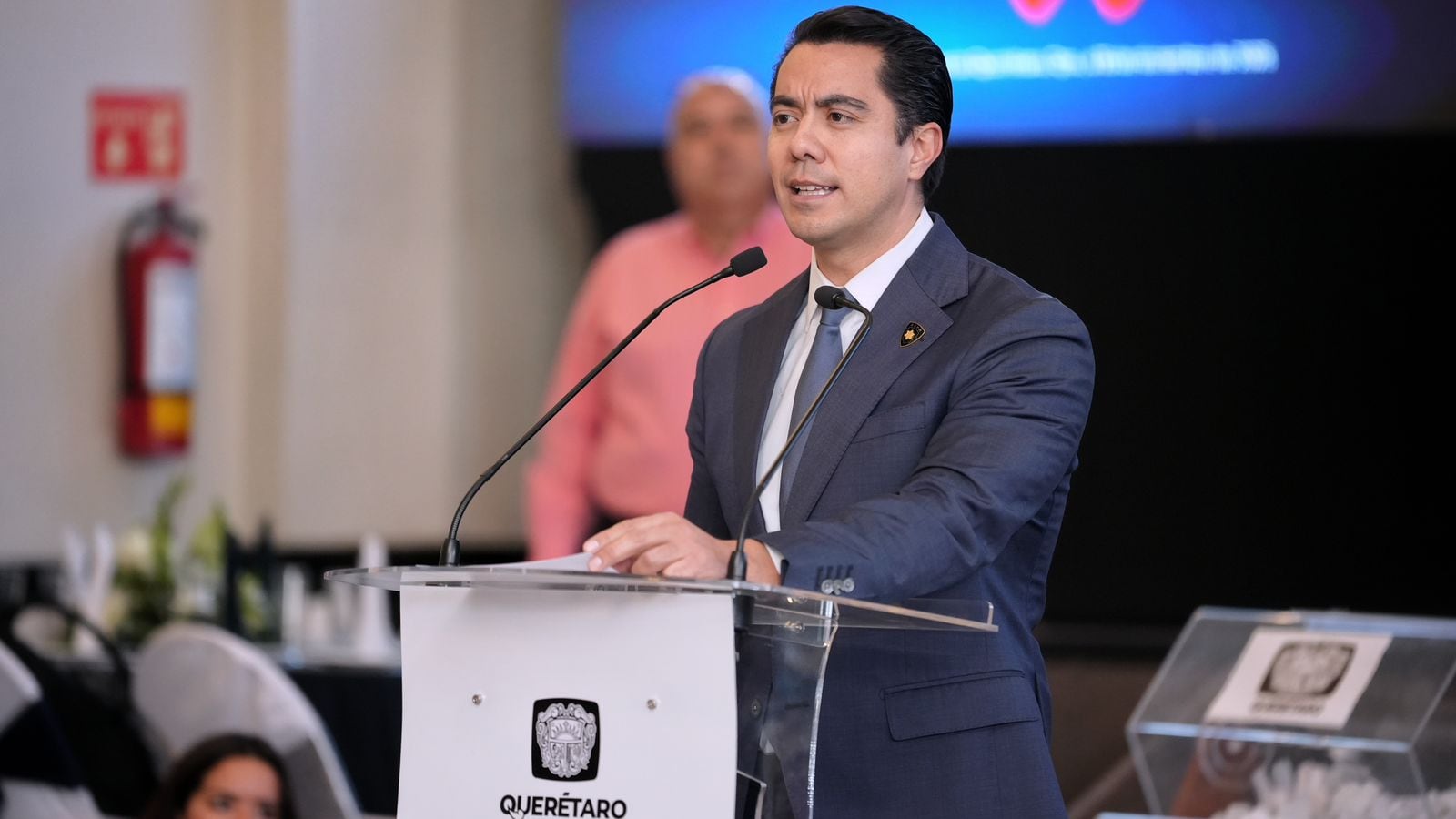 Felifer Macías anuncia cambios en su gabinete