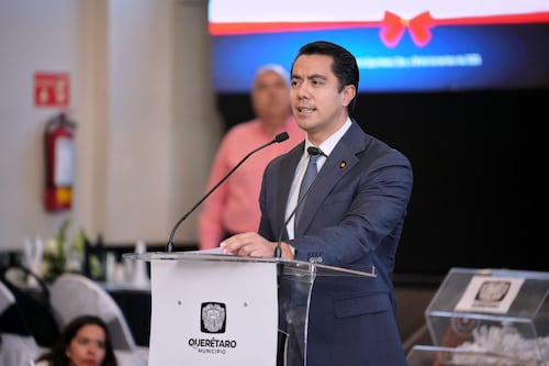 Anuncia Felifer cambios en su gabinete