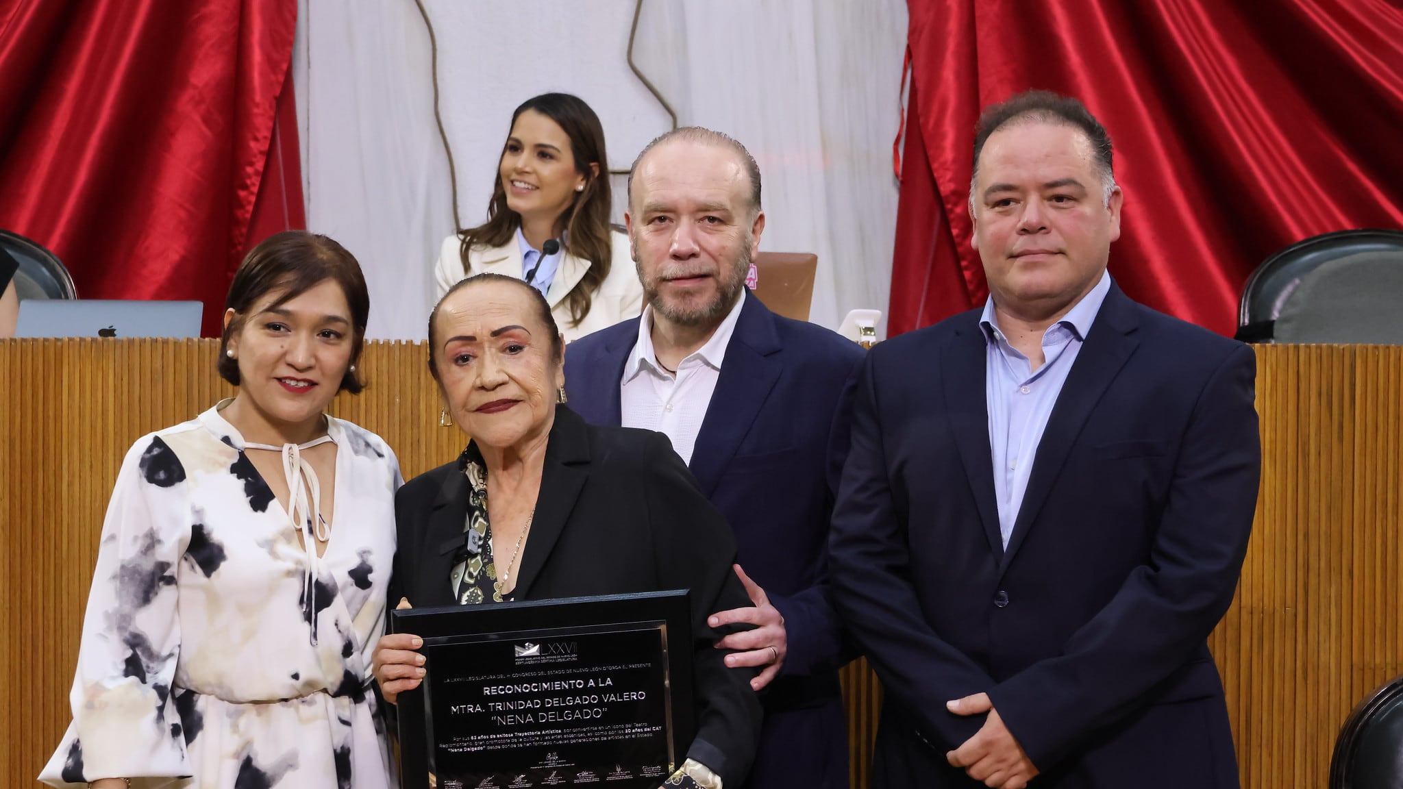 Nena Delgado estuvo acompañada de sus hijos en el homenaje.