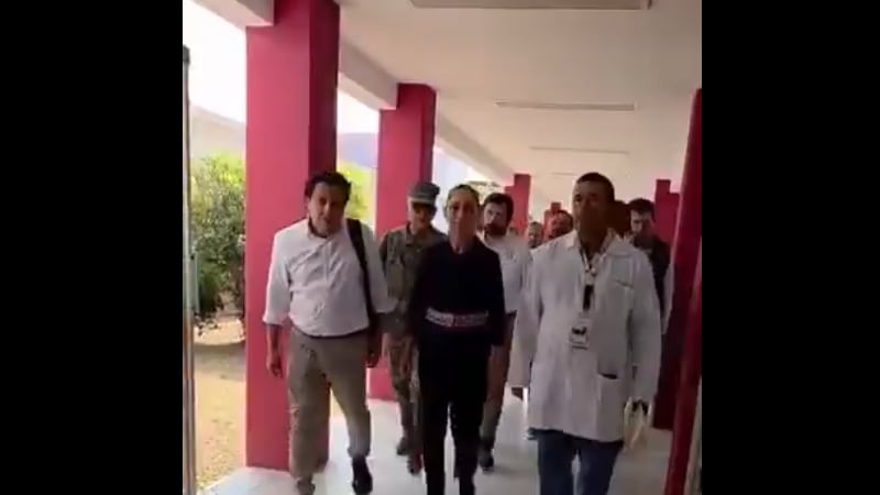 “Nuestra prioridad es atender a las víctimas”: Sheinbaum tras visitar a afectados del tren en Oaxaca