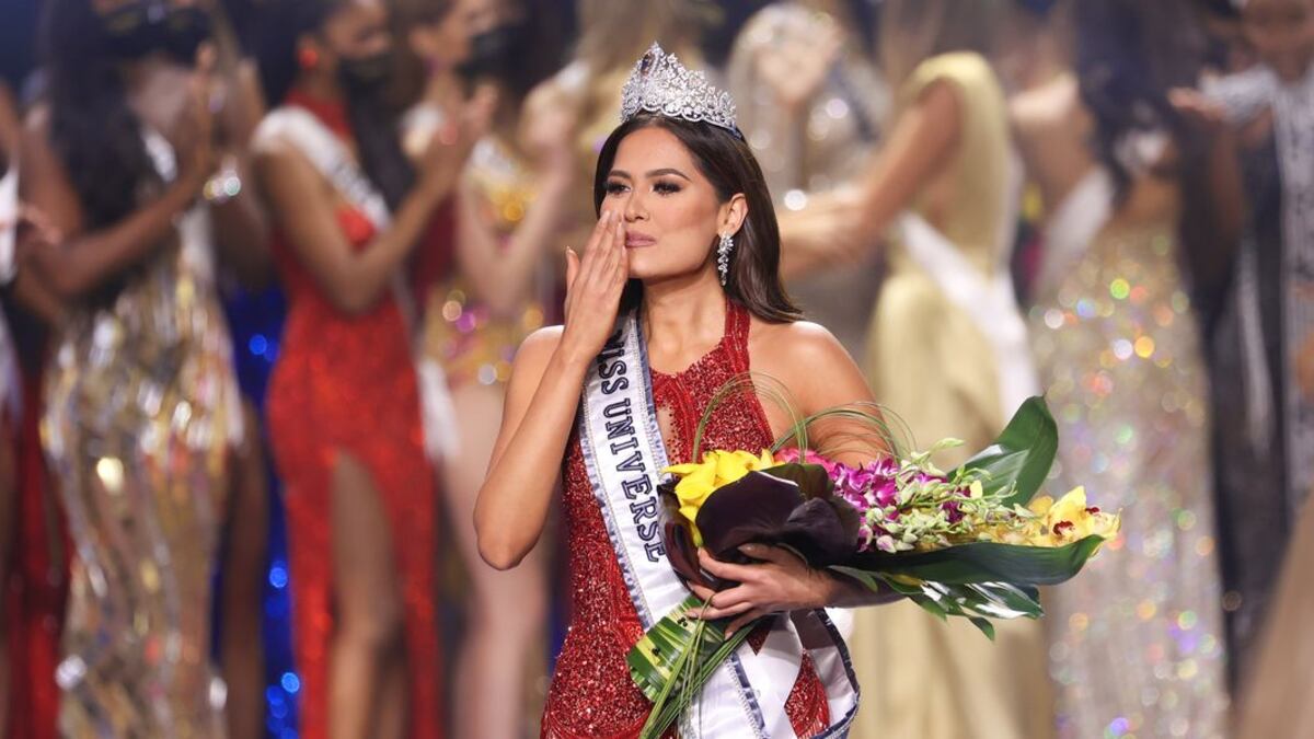 Andrea Meza