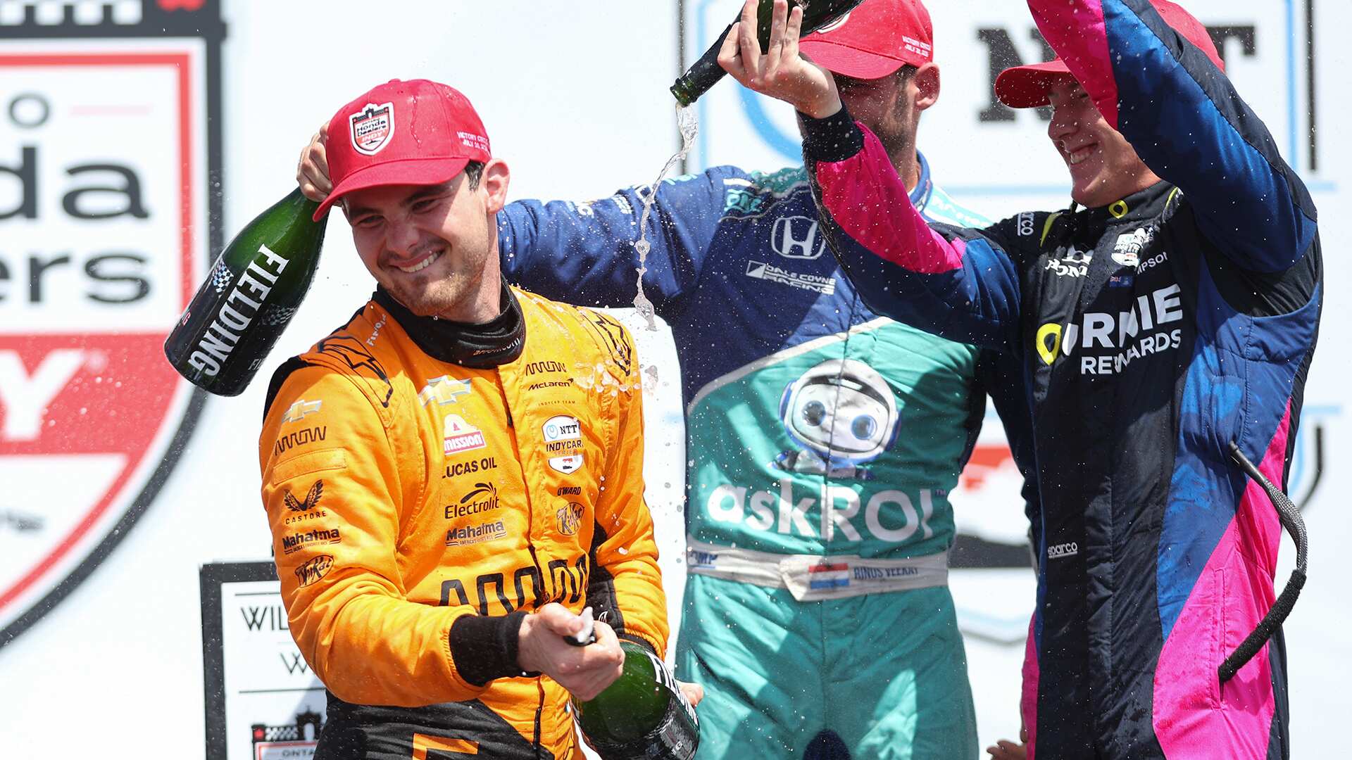 Pato O'Ward ganó su segunda carrera de la temporada.