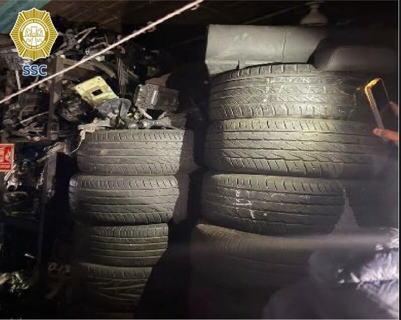 Cateo en Iztapalapa por robo de autopartes