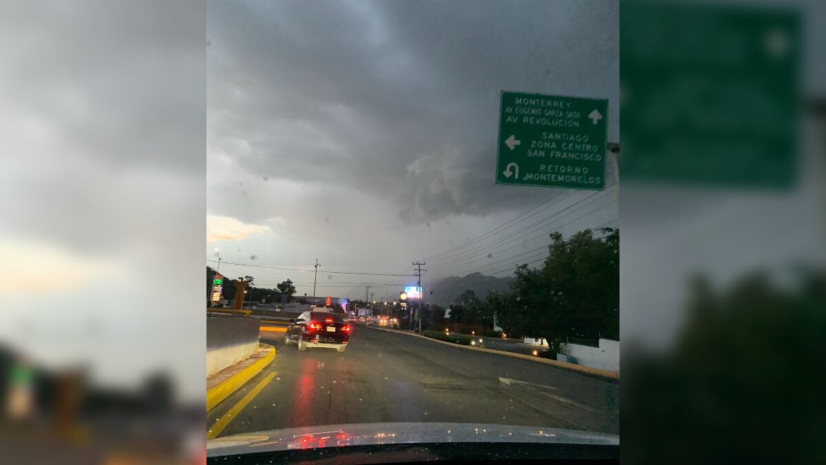 Diferentes zonas de Nuevo León fueron sorprendidas por la lluvia.