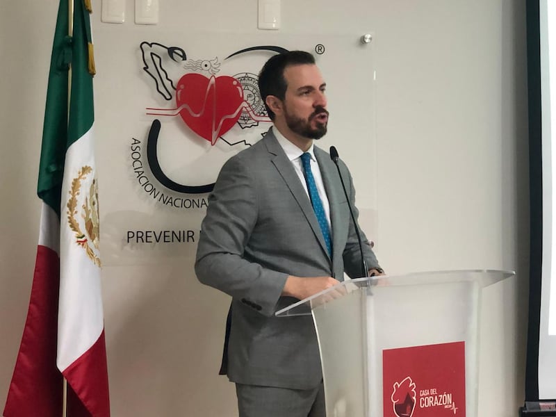 Dr. Diego Araiza Garaygordob