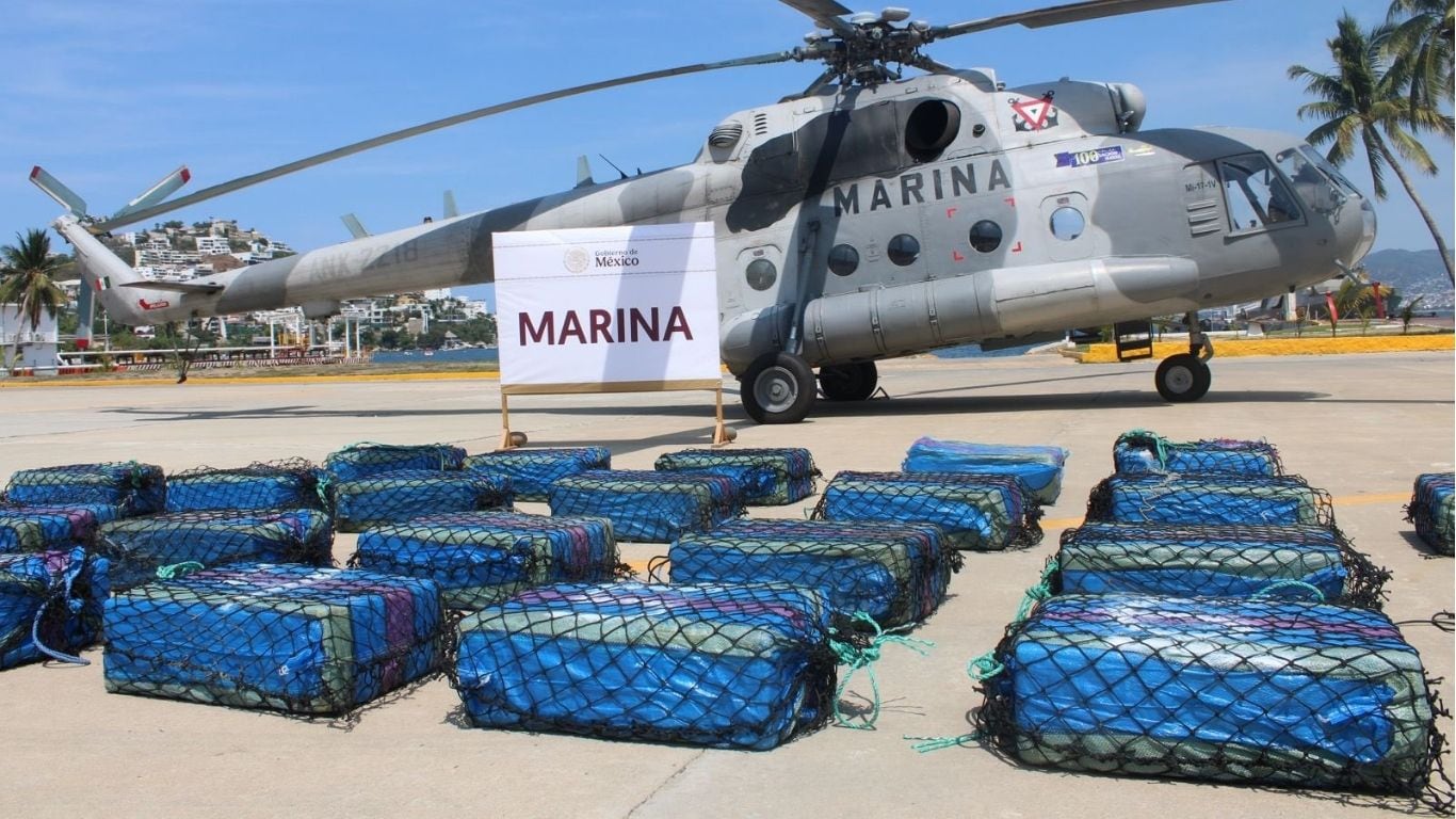 Marina frena cargamento de cocaína frente a Guerrero; van 89 bultos asegurados en una semana