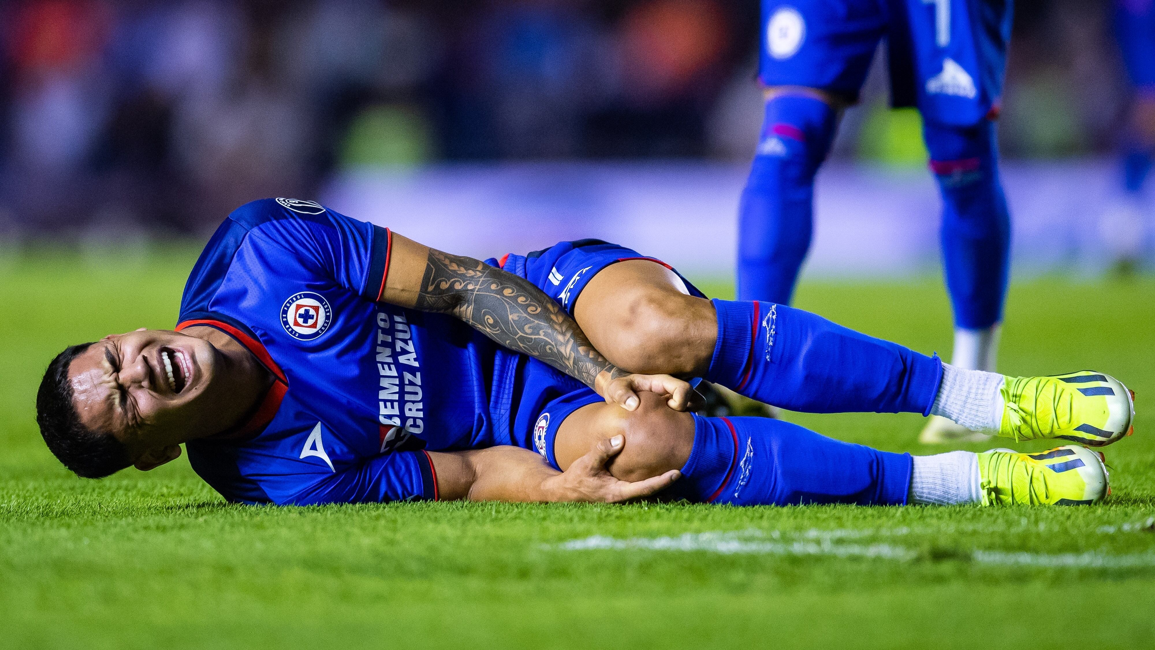 Toro Fernández, Cruz Azul