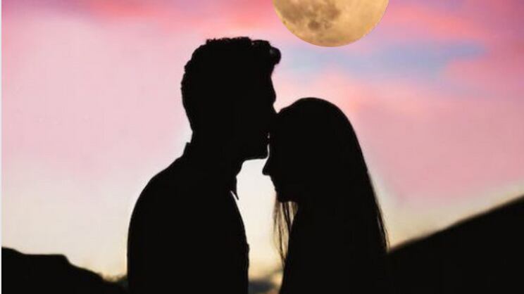 Rituales de Luna llena para el amor