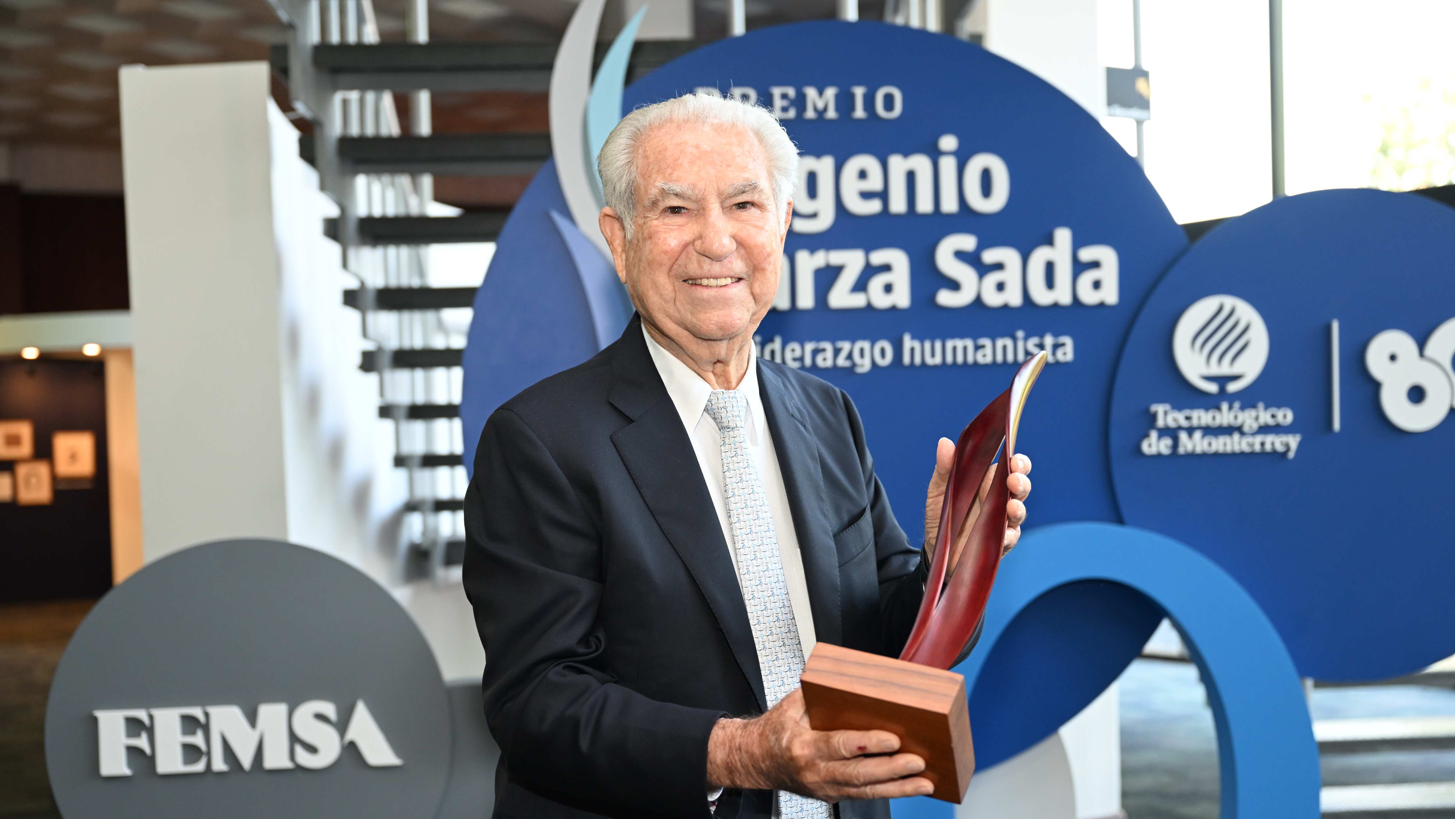 Daniel Cárdenas Izábal, Categoría Liderazgo empresarial humanista.
