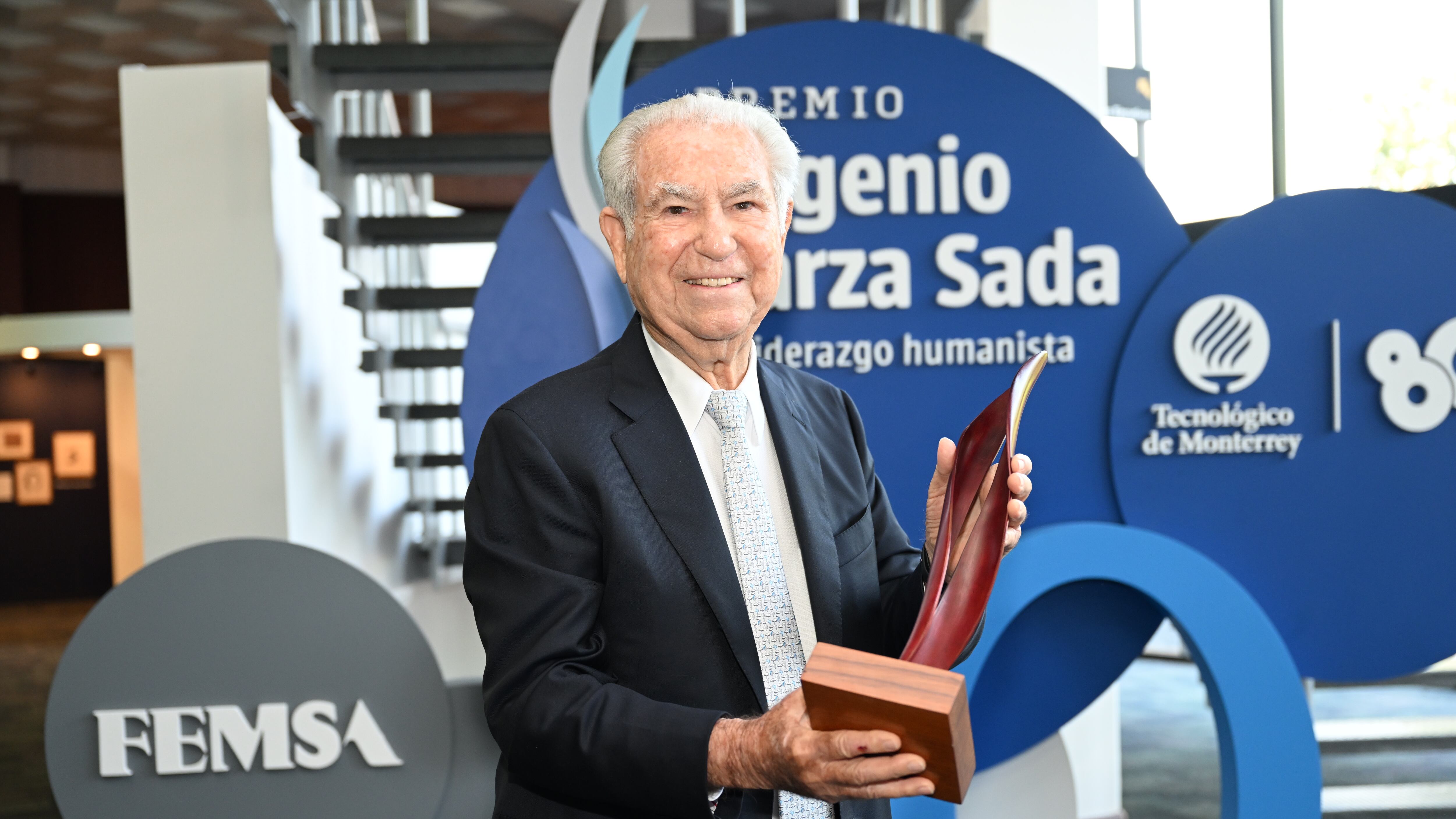 Daniel Cárdenas Izábal, Categoría Liderazgo empresarial humanista.