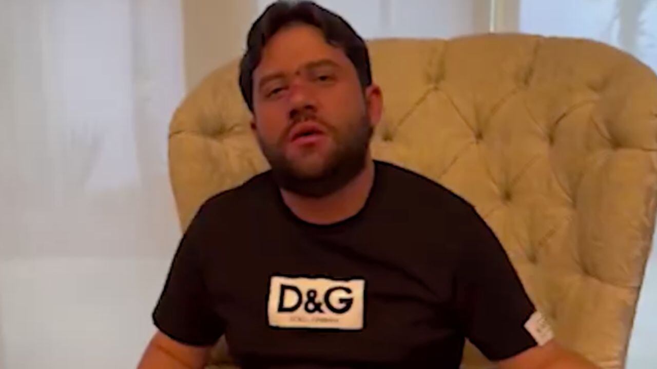 Luis R. Conriquez denuncia haber sido agredido por su exesposa|Foto: Captura de Pantalla